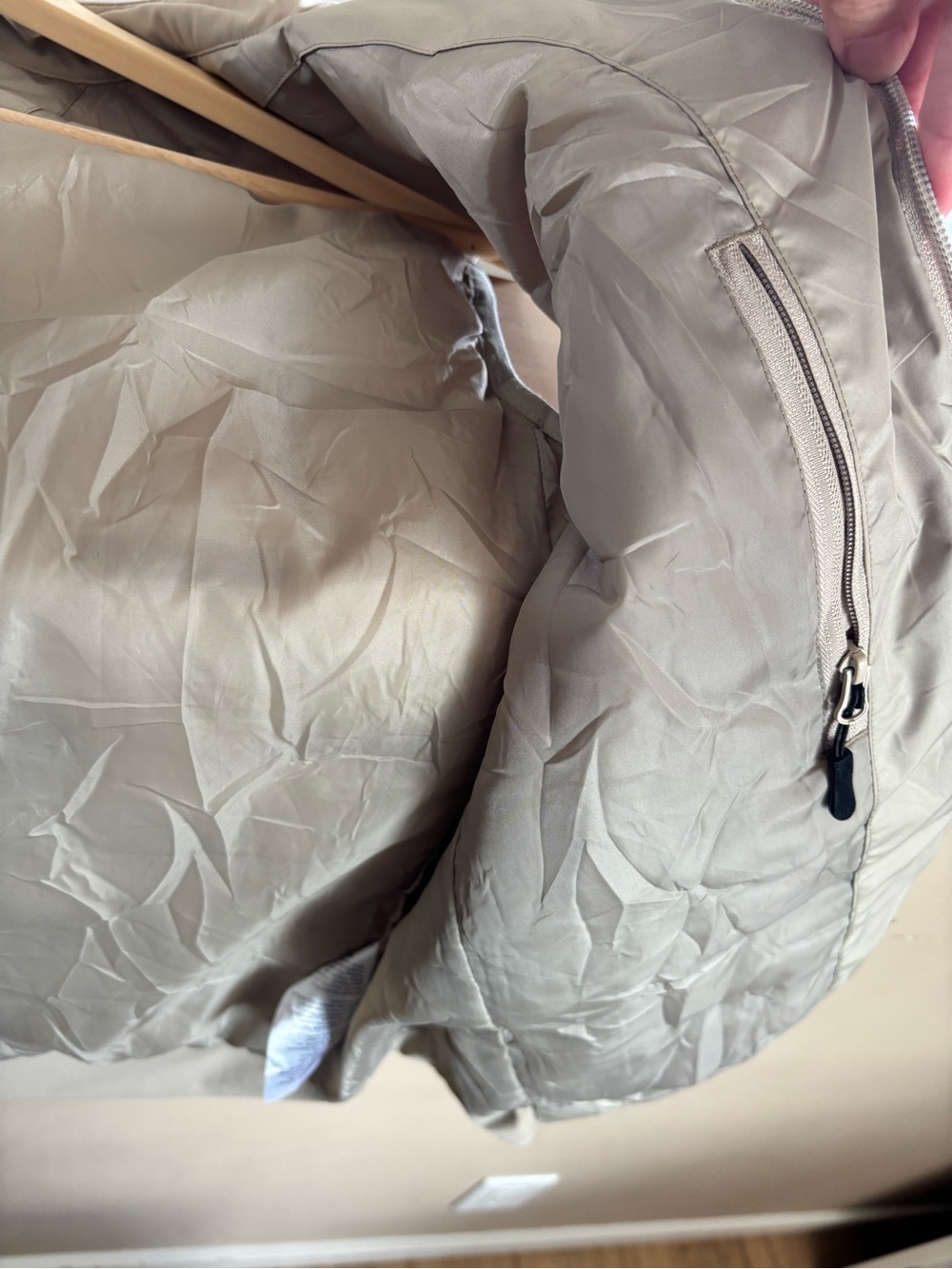 Light Taupe Quilted Sleeveless Vest - Picture 3 of 4